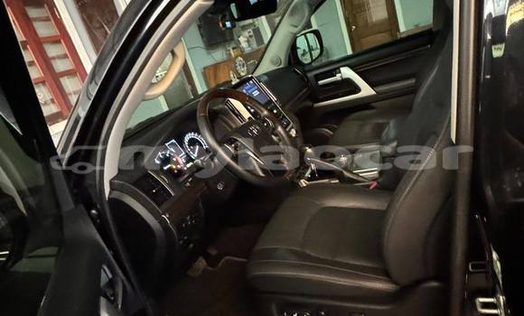 Buy Used Toyota Highlander Black Car in Vientiane in Vientiane Province Buy Used Toyota Highlander Black Car in Vientiane in Vientiane Province