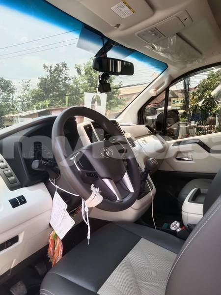 Big with watermark toyota hiace vientiane province vientiane 7419