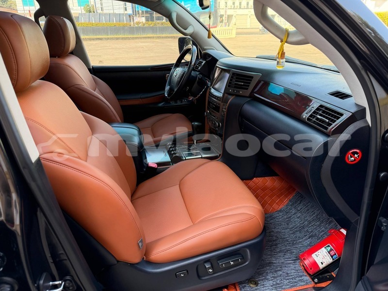 Big with watermark lexus lx 570 vientiane province vientiane 7422