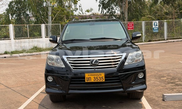 Buy Used Lexus LX 570 Black Car in Vientiane in Vientiane Province Buy Used Lexus LX 570 Black Car in Vientiane in Vientiane Province
