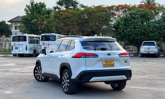 Buy Used Toyota Corolla Cross White Car in Vientiane in Vientiane Province Buy Used Toyota Corolla Cross White Car in Vientiane in Vientiane Province