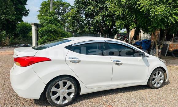 Buy Used Hyundai EON White Car in Vientiane in Vientiane Province Buy Used Hyundai EON White Car in Vientiane in Vientiane Province