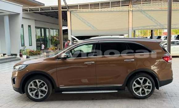 Buy Used Kia Sorento Other Car in Vientiane in Vientiane Province Buy Used Kia Sorento Other Car in Vientiane in Vientiane Province