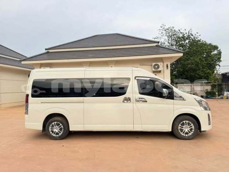 Big with watermark toyota hiace attapeu province attapeu 7442