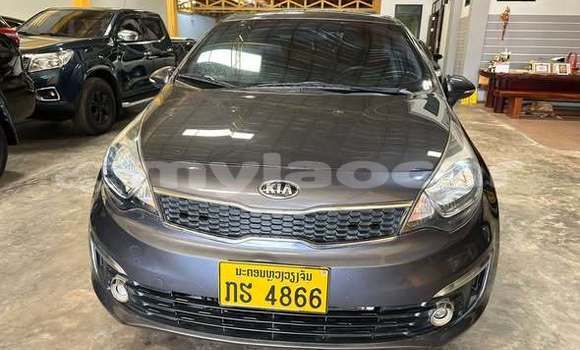 Buy Used Kia Carens Other Car in Import - Dubai in Attapeu Province