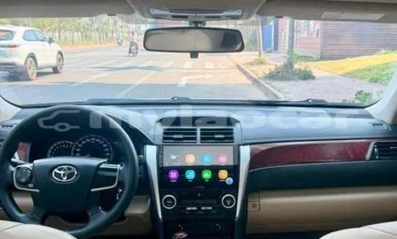 Buy Used Toyota Camry Other Car in Vientiane in Vientiane Province Buy Used Toyota Camry Other Car in Vientiane in Vientiane Province