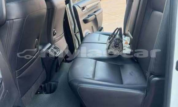 ຊື້ ໃຊ້ແລ້ວ Toyota Hiluxe Revo Other ລົດ ໃນ Vientiane ໃນ Vientiane Province ຊື້ ໃຊ້ແລ້ວ Toyota Hiluxe Revo Other ລົດ ໃນ Vientiane ໃນ Vientiane Province
