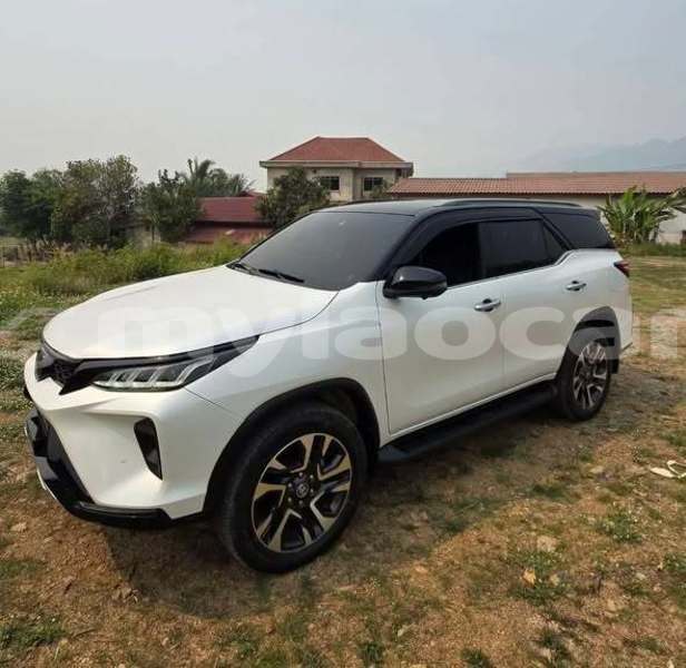 Big with watermark toyota fortuner vientiane province vientiane 7458