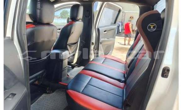 Buy Used Isuzu D–MAX Other Car in Vientiane in Vientiane Province Buy Used Isuzu D–MAX Other Car in Vientiane in Vientiane Province