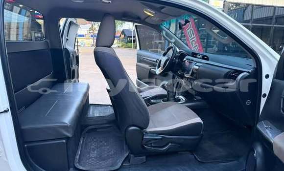 Buy Used Toyota Hiluxe Revo Other Car in Vientiane in Vientiane Province Buy Used Toyota Hiluxe Revo Other Car in Vientiane in Vientiane Province