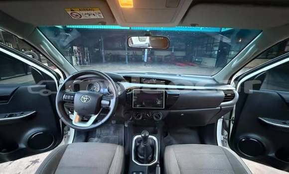 Buy Used Toyota Hiluxe Revo Other Car in Vientiane in Vientiane Province Buy Used Toyota Hiluxe Revo Other Car in Vientiane in Vientiane Province