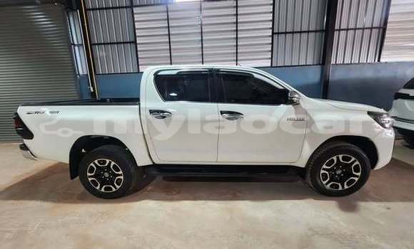 ຊື້ ໃຊ້ແລ້ວ Toyota Hiluxe Revo Other ລົດ ໃນ Vientiane ໃນ Vientiane Province ຊື້ ໃຊ້ແລ້ວ Toyota Hiluxe Revo Other ລົດ ໃນ Vientiane ໃນ Vientiane Province