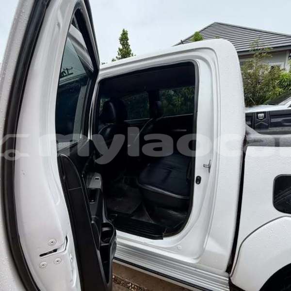Big with watermark toyota vigo vientiane province vientiane 7474