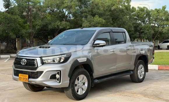 Buy Used Toyota Hiluxe Revo Other Car in Vientiane in Vientiane Province Buy Used Toyota Hiluxe Revo Other Car in Vientiane in Vientiane Province