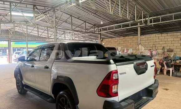 Buy Used Toyota Hiluxe Revo Other Car in Vientiane in Vientiane Province Buy Used Toyota Hiluxe Revo Other Car in Vientiane in Vientiane Province