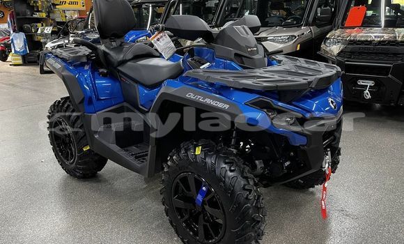 Acheter Neuf Moto Yamaha TMAX Noir à Luang Namtha, Luang Namtha Province Acheter Neuf Moto Yamaha TMAX Noir à Luang Namtha, Luang Namtha Province