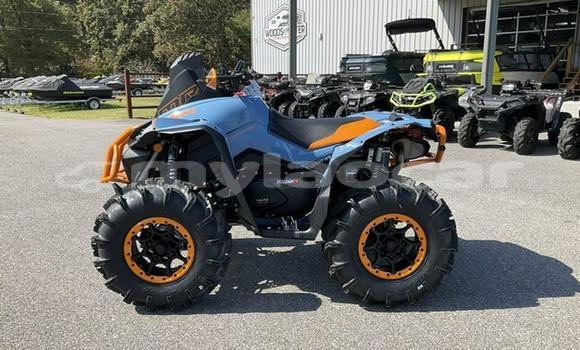 Acheter Neuf Moto Yamaha TMAX Noir à Luang Namtha, Luang Namtha Province Acheter Neuf Moto Yamaha TMAX Noir à Luang Namtha, Luang Namtha Province