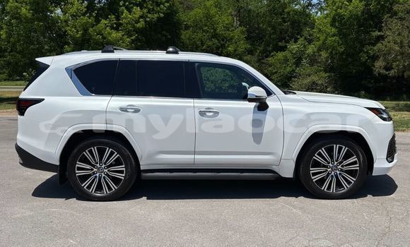 Buy Used Lexus LX White Car in Attapeu in Attapeu Province Buy Used Lexus LX White Car in Attapeu in Attapeu Province