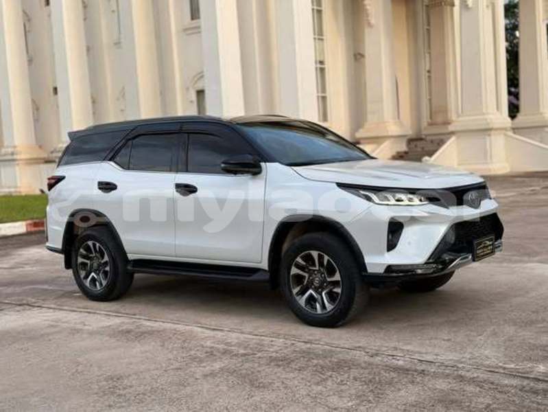 Big with watermark toyota fortuner vientiane province vientiane 7495