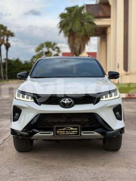 Big with watermark toyota fortuner vientiane province vientiane 7495