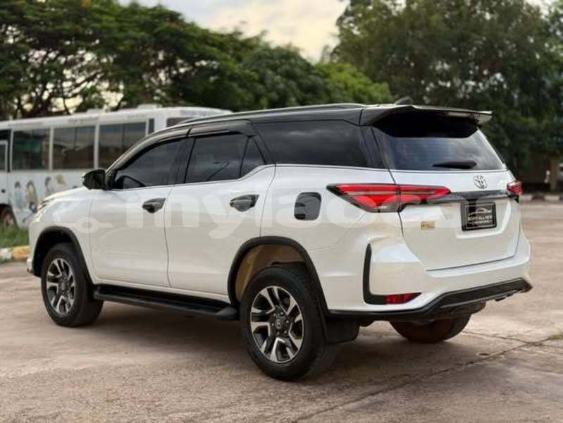 Big with watermark toyota fortuner vientiane province vientiane 7495