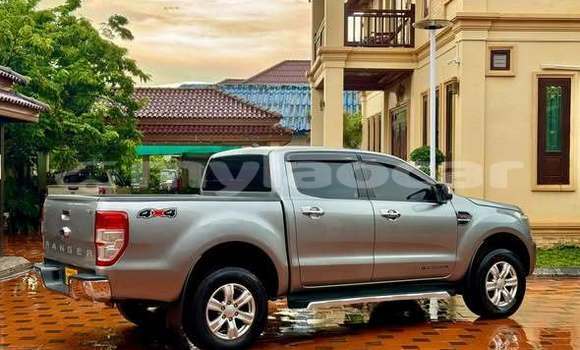 Buy Used Ford Taurus X Other Car in Vientiane in Vientiane Province Buy Used Ford Taurus X Other Car in Vientiane in Vientiane Province