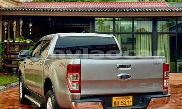 Buy Used Ford Taurus X Other Car in Vientiane in Vientiane Province Buy Used Ford Taurus X Other Car in Vientiane in Vientiane Province
