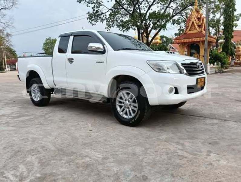 Big with watermark toyota hiluxe vigo vientiane province vientiane 7502