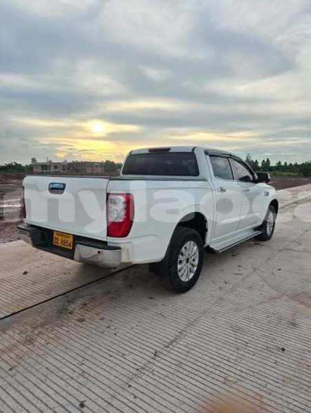 Big with watermark toyota pickup vientiane province vientiane 7507