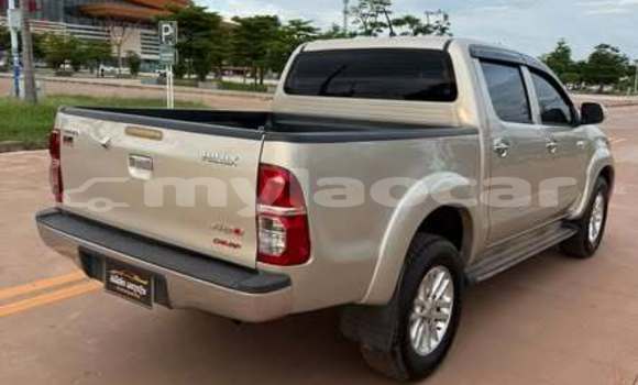 Buy Used Toyota Fortuner Other Car in Vientiane in Vientiane Province Buy Used Toyota Fortuner Other Car in Vientiane in Vientiane Province