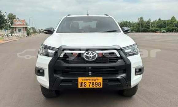 Buy Used Toyota Hiluxe Revo Other Car in Vientiane in Vientiane Province Buy Used Toyota Hiluxe Revo Other Car in Vientiane in Vientiane Province