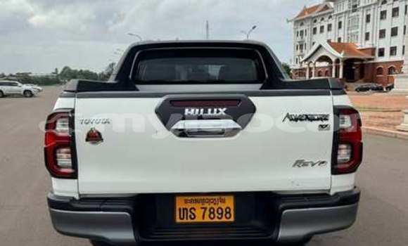 Buy Used Toyota Hiluxe Revo Other Car in Vientiane in Vientiane Province Buy Used Toyota Hiluxe Revo Other Car in Vientiane in Vientiane Province