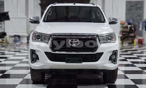 Buy Used Toyota Hiluxe Revo Other Car in Vientiane in Vientiane Province