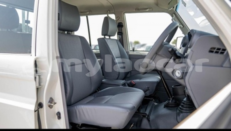 Big with watermark toyota land cruiser vientiane province vientiane 7518