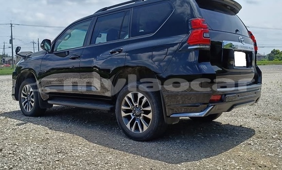 Buy Used Toyota Land Cruiser Prado Black Car in Vientiane in Vientiane Province Buy Used Toyota Land Cruiser Prado Black Car in Vientiane in Vientiane Province