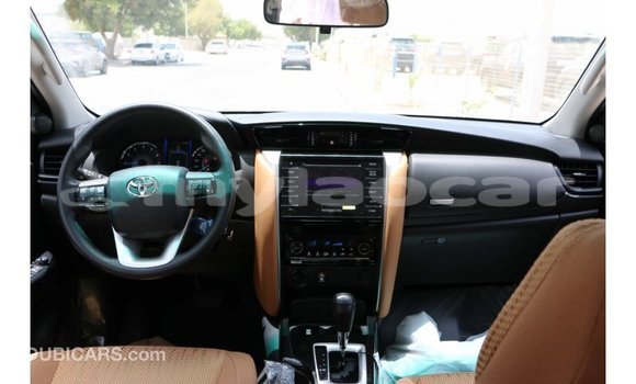 Buy Import Toyota Fortuner Black Car in Import - Dubai in Attapeu Province Buy Import Toyota Fortuner Black Car in Import - Dubai in Attapeu Province