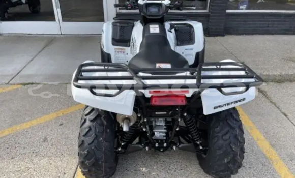 ຊື້ ໃຫມ່ Kawasaki Brute Force White ລົດຖີບ ໃນ Luang Prabang ໃນ Louangphabang Province ຊື້ ໃຫມ່ Kawasaki Brute Force White ລົດຖີບ ໃນ Luang Prabang ໃນ Louangphabang Province