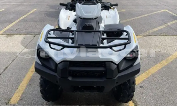 ຊື້ ໃຫມ່ Kawasaki Brute Force White ລົດຖີບ ໃນ Luang Prabang ໃນ Louangphabang Province ຊື້ ໃຫມ່ Kawasaki Brute Force White ລົດຖີບ ໃນ Luang Prabang ໃນ Louangphabang Province