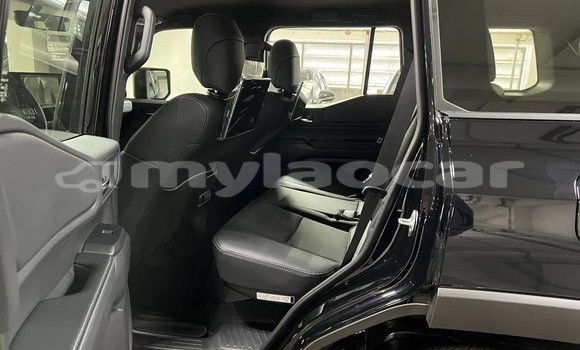 Buy Used Toyota Land Cruiser Prado Black Car in Vientiane in Vientiane Province Buy Used Toyota Land Cruiser Prado Black Car in Vientiane in Vientiane Province