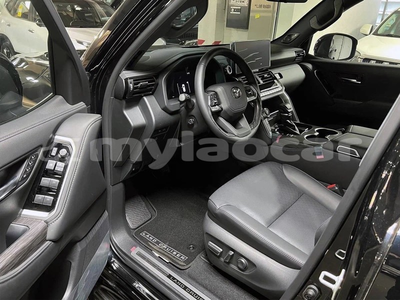 Big with watermark toyota land cruiser vientiane province vientiane 7523
