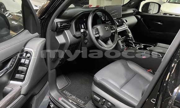 Buy Used Toyota Land Cruiser Black Car in Vientiane in Vientiane Province Buy Used Toyota Land Cruiser Black Car in Vientiane in Vientiane Province