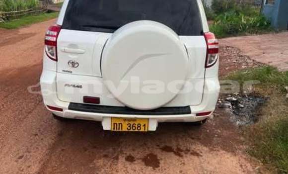 Buy Used Jeep Cherokee Other Car in Vientiane in Vientiane Province Buy Used Jeep Cherokee Other Car in Vientiane in Vientiane Province