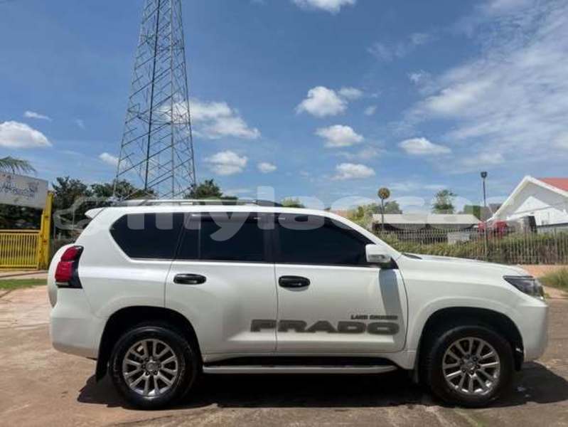 Big with watermark toyota prado vientiane province vientiane 7540