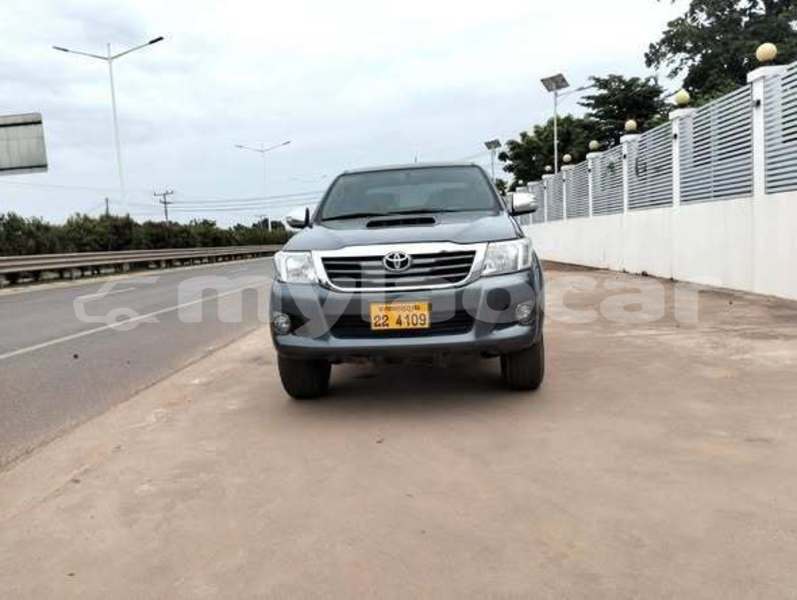 Big with watermark toyota vigo vientiane province vientiane 7547