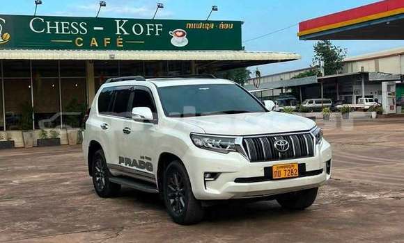 Buy Used Toyota Land Cruiser Prado Other Car in Vientiane in Vientiane Province Buy Used Toyota Land Cruiser Prado Other Car in Vientiane in Vientiane Province