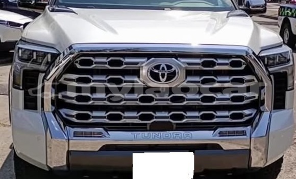 Buy Used Toyota Tundra White Car in Vientiane in Vientiane Province Buy Used Toyota Tundra White Car in Vientiane in Vientiane Province