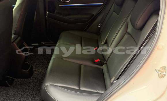 Buy Used Honda Edix White Car in Vientiane in Vientiane Province Buy Used Honda Edix White Car in Vientiane in Vientiane Province