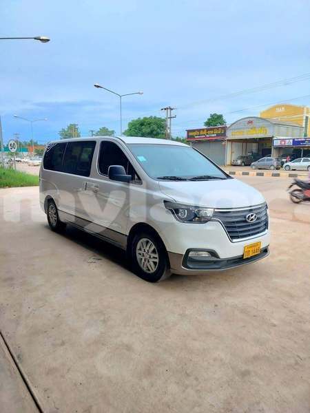 Big with watermark hyundai h1 vientiane province vientiane 7569