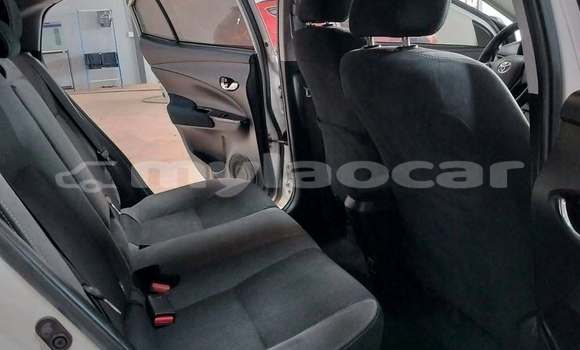 Buy Used Kia Avella White Car in Vientiane in Vientiane Province Buy Used Kia Avella White Car in Vientiane in Vientiane Province