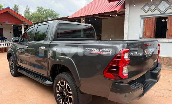 Buy Used Toyota Hilux Other Car in Vientiane in Vientiane Province Buy Used Toyota Hilux Other Car in Vientiane in Vientiane Province